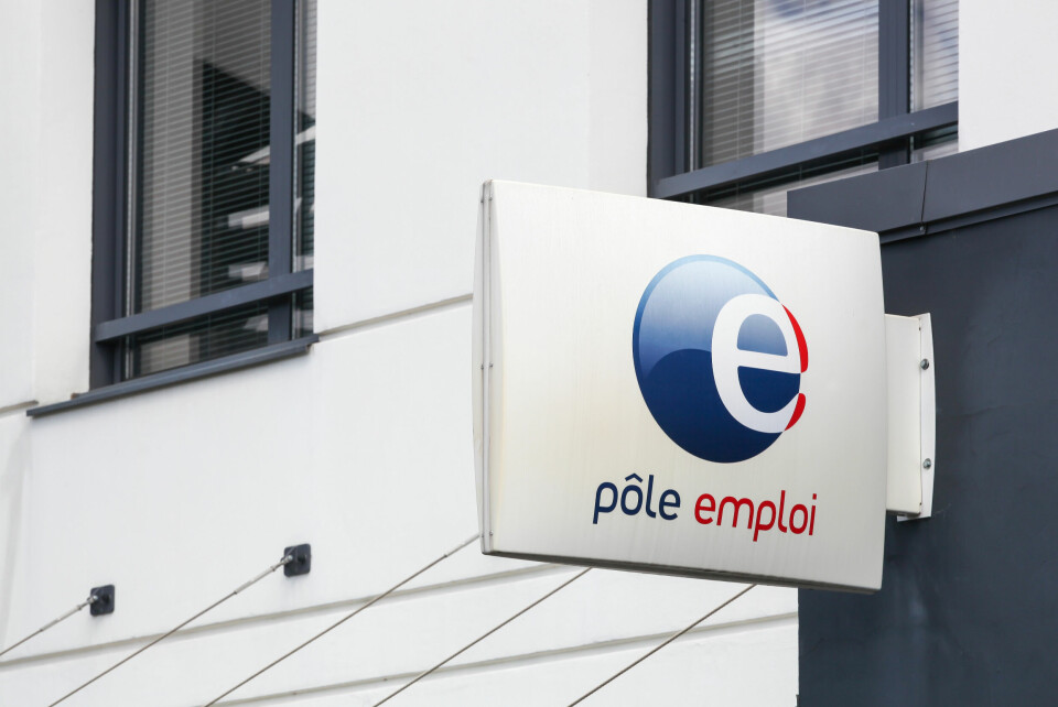Pole emploi logo on a building