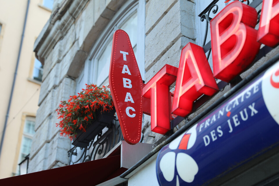 Tabac sign