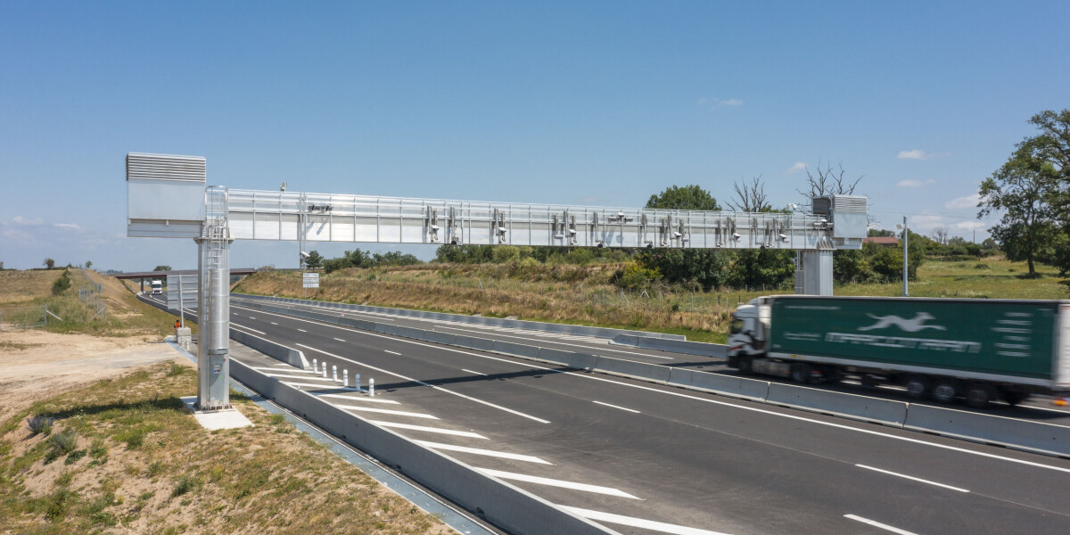 Motorists highlight issues with france’s first free-flow toll motorway
