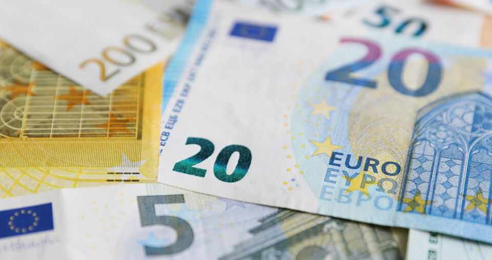 Euro notes including a 20 euro, 5 euro and 200 euro note