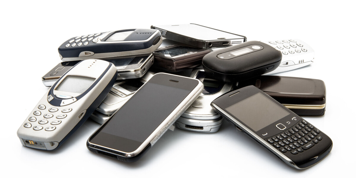 Where can i safely dispose of my old mobile phone in france?