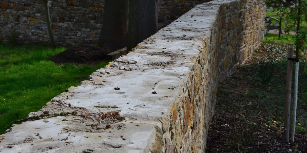 Can i build on shared wall between neighbour’s and my french property?