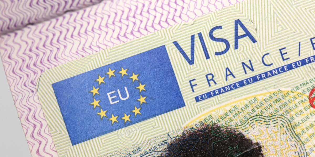 Under what circumstances do you need to validate a french visa?