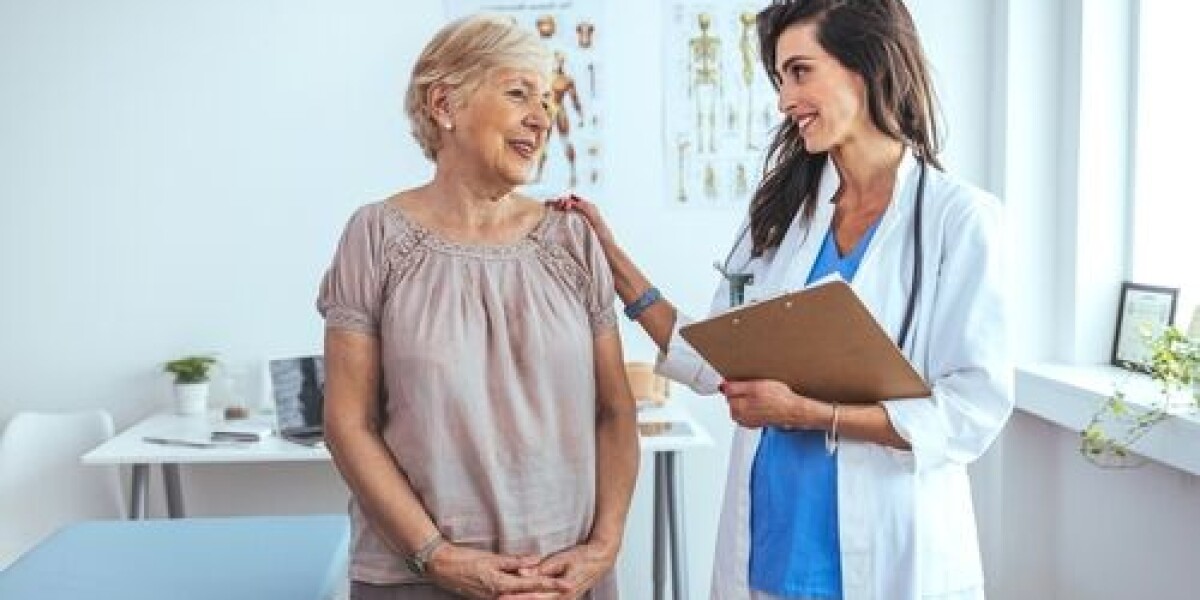 What help is there towards top-up healthcare insurance in france?