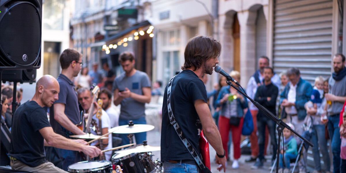 What is france’s fête de la musique and what is going on near me?