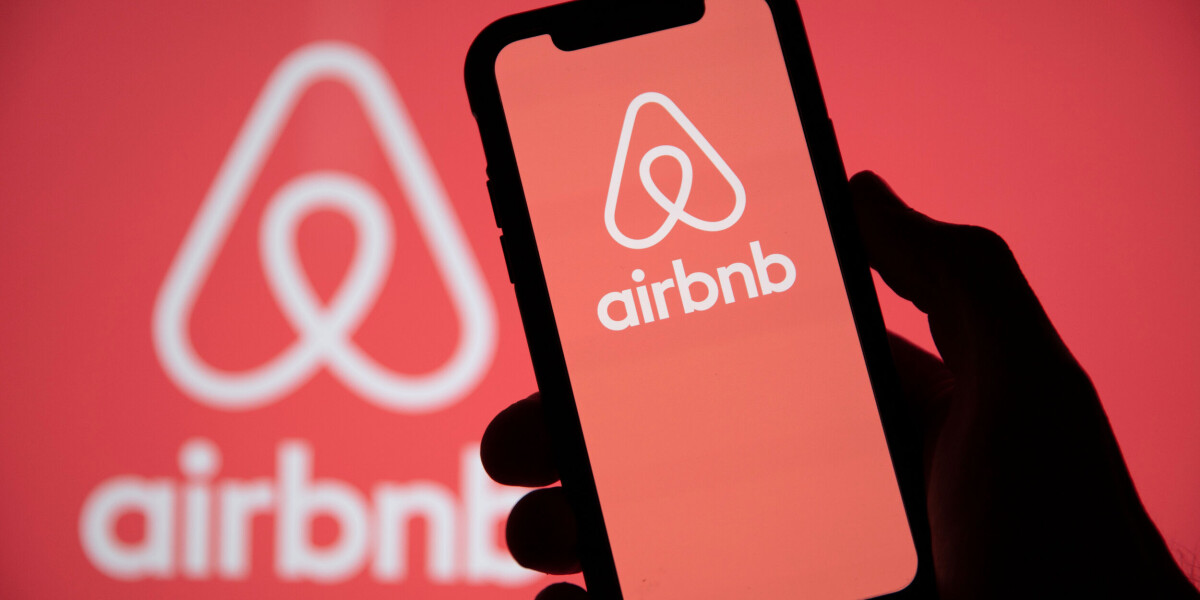 Do Airbnb hosts need a siret number in France?
