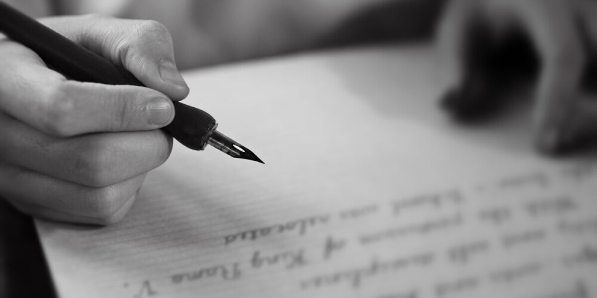 What are the rules for a handwritten will in france?