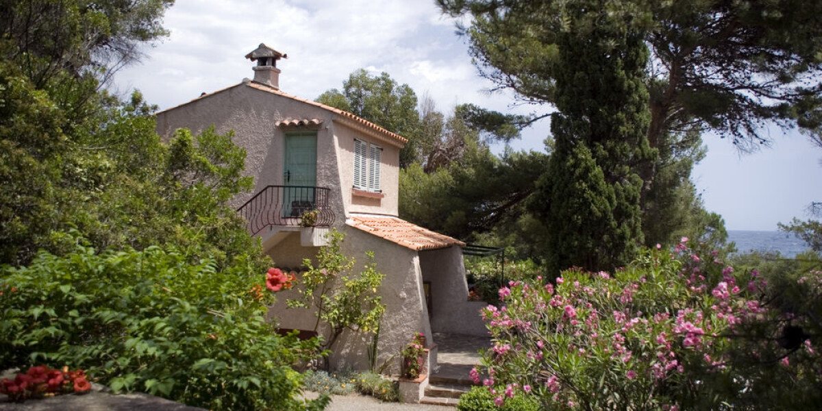 Renovating a french property: be aware of planning rules before buying