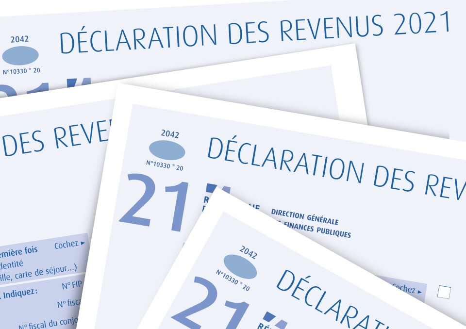 Jilko/Shutterstock French income tax form 2021