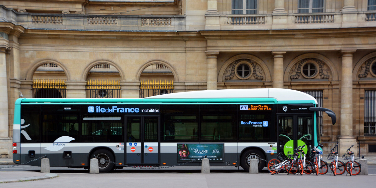 How can i avoid high transport ticket costs during paris 2024 olympics?