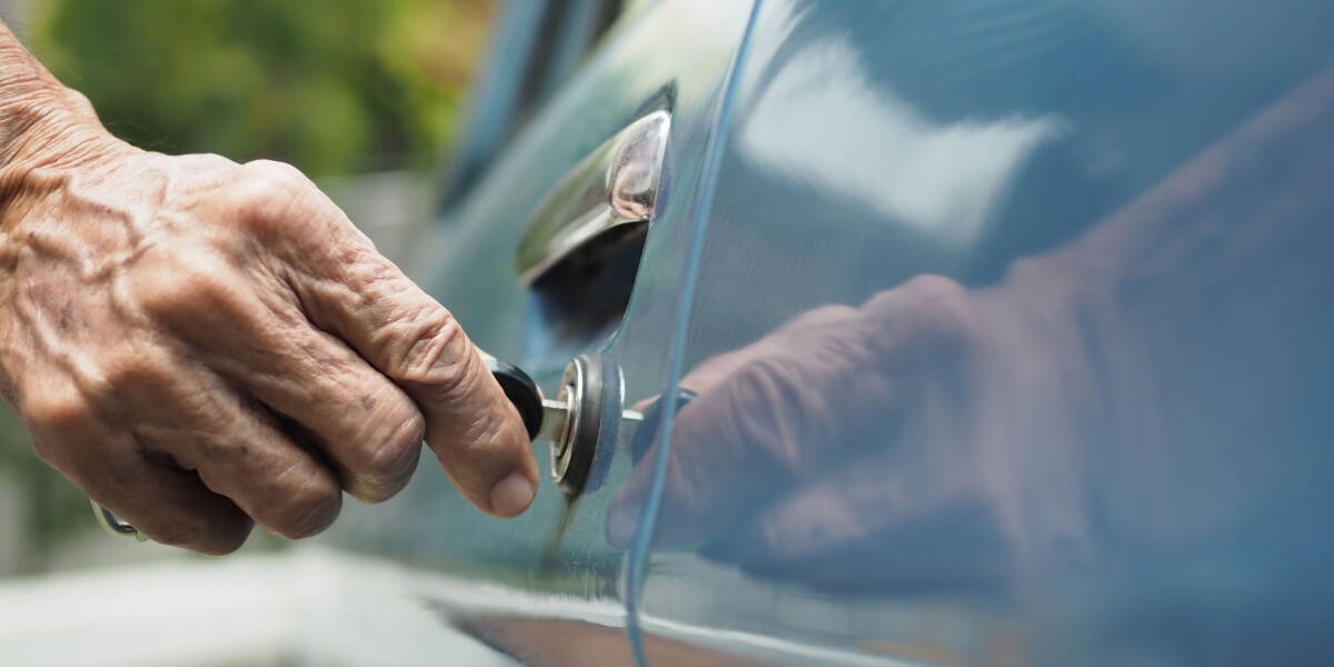 Do elderly drivers in France need medical tests for licence renewal? Do elderly drivers in France need medical tests for licence renewal?