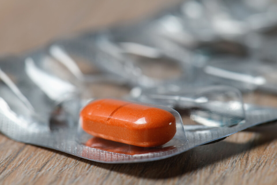 A photo of a blister pack of pills with just one tablet left