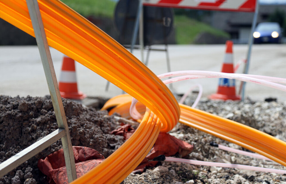 Underground internet cables