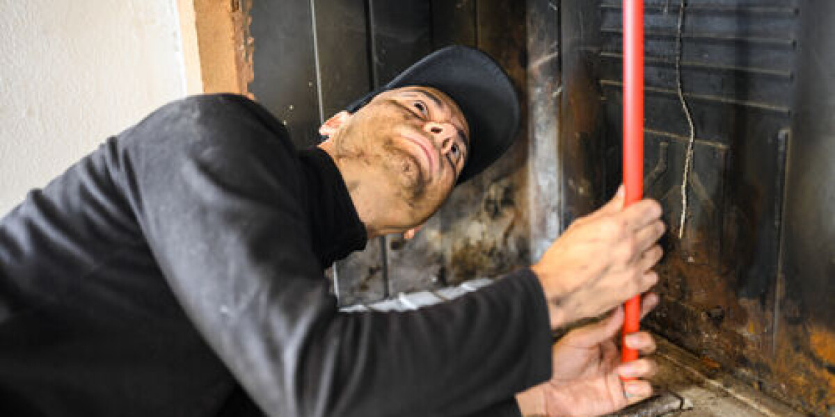 Am i allowed to sweep my own chimney in france?