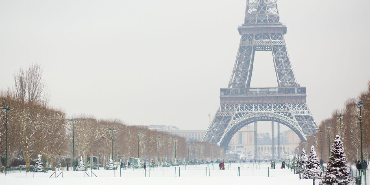 Paris workers asked to work from home tomorrow amid snow and ice alert
