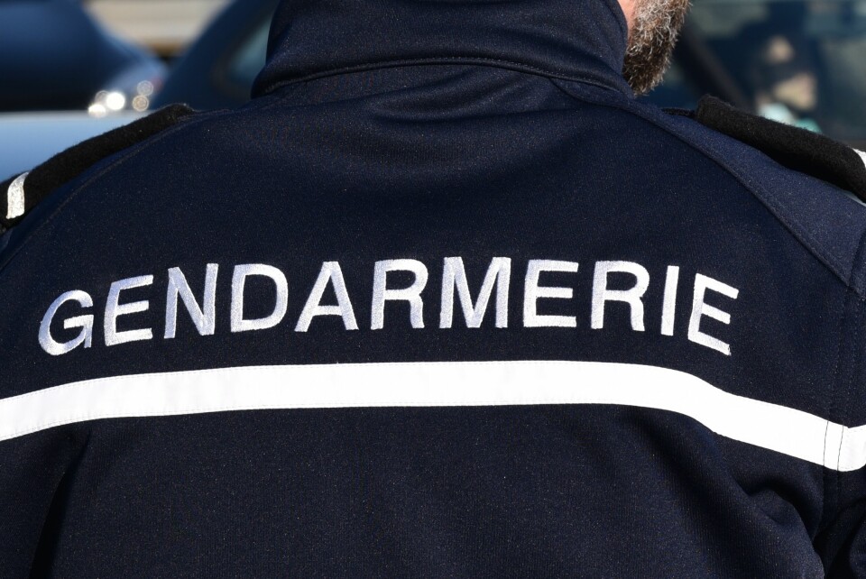 an image of the back of a gendarme's jacket