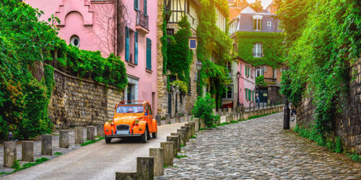 What defines a classic car in france and what does it change?
