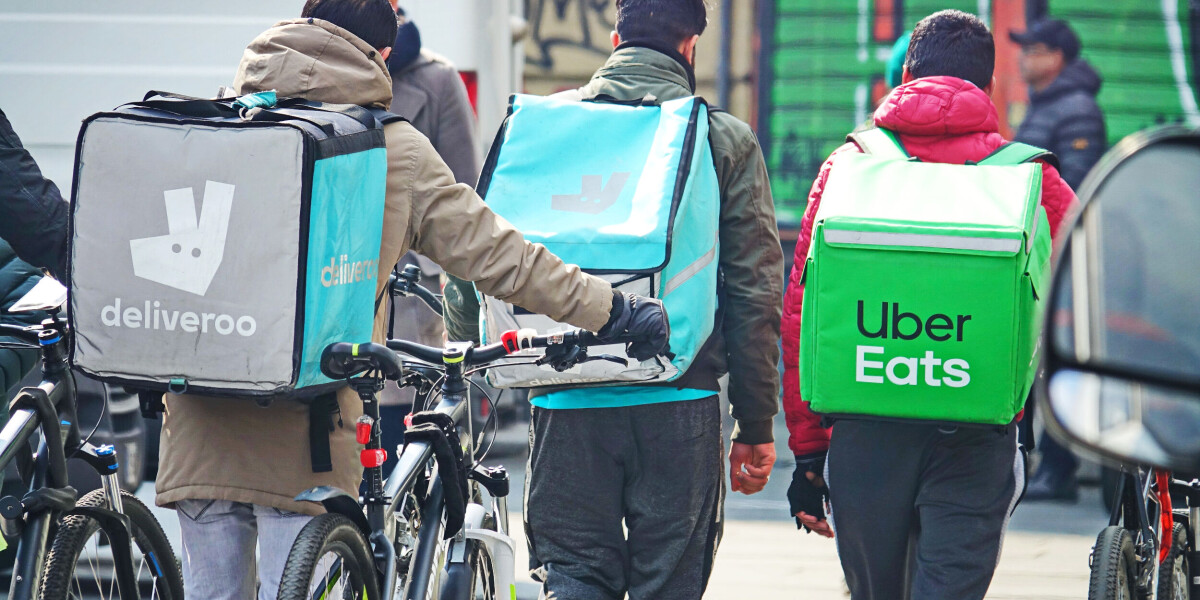 Deal struck over minimum wage for delivery riders in france