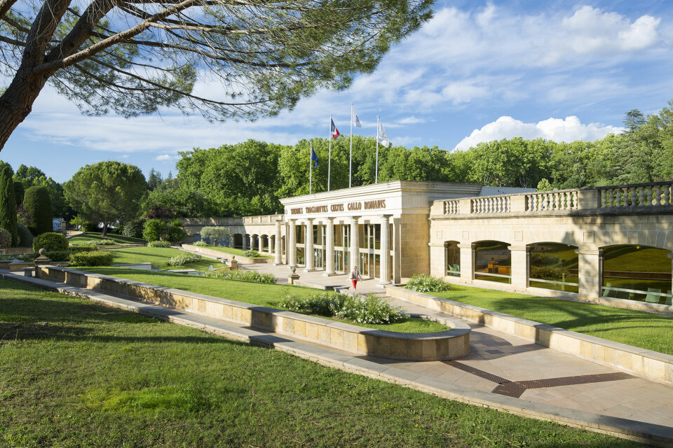 The spa station Greoux-les-Bains in Provence. How reimbursed health stays at thermal spa centres in France work
