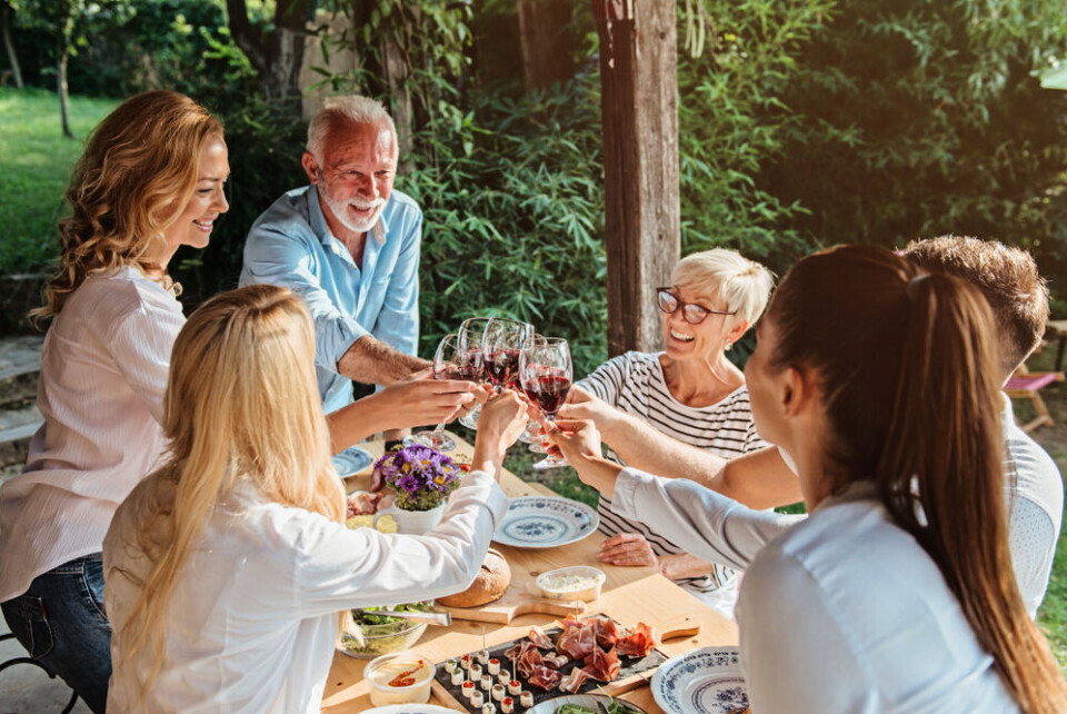 Tijana Moraca / Shutterstock Covid France: Boom in private garden rentals for alfresco events