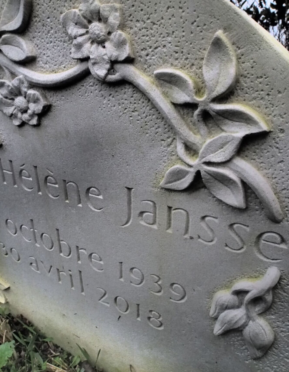 Gravestone details
