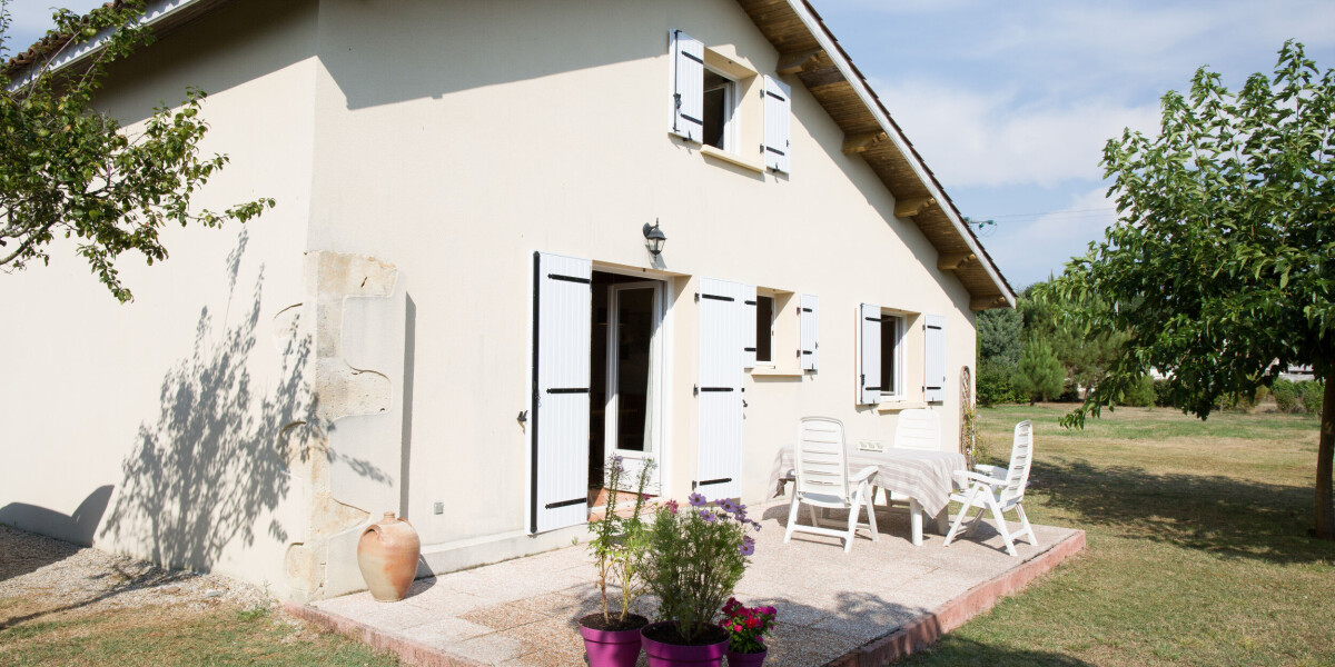 Burglaries, scams, and climate change: what to be aware of when insuring a home in France