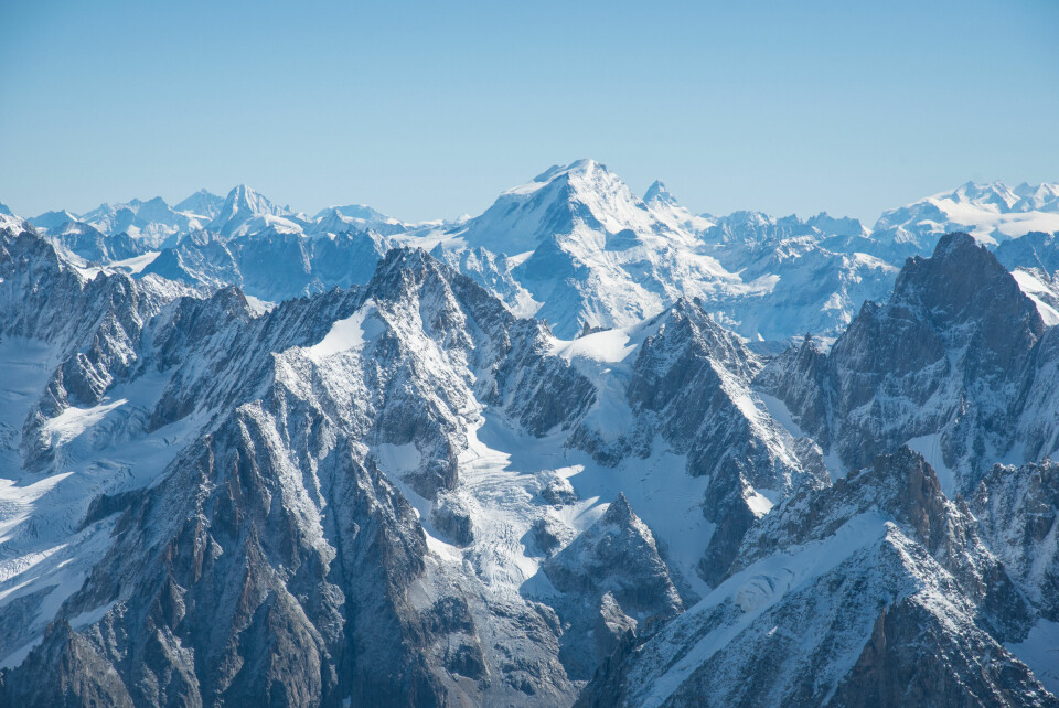 Image of the snow-capped peaks of Mont Blanc