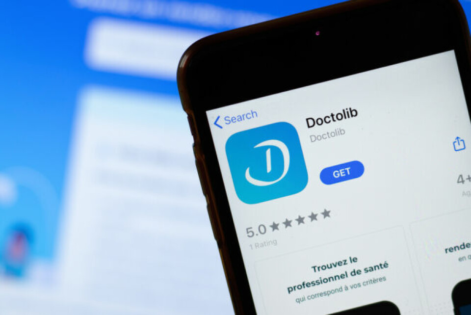 Photo of doctolib application on a mobile as part of a guide to healthcare in France 2021