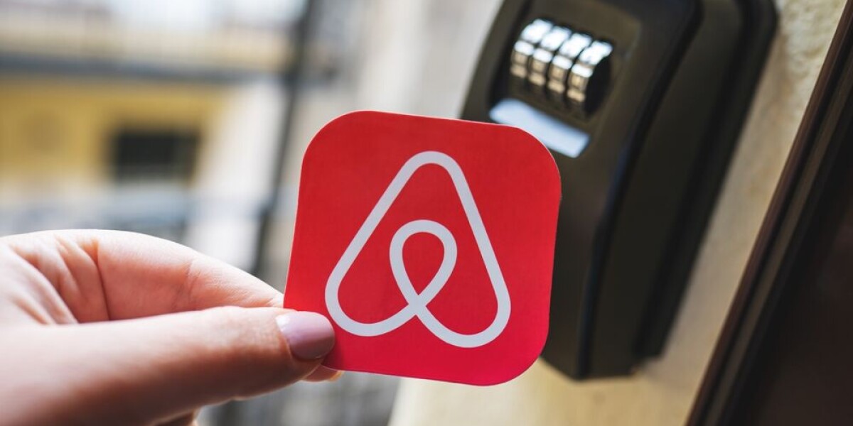 Can i use airbnb as proof of residence for official french procedures?