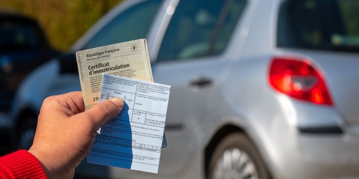 Registering a car at your second home in france: when you need to do this and how