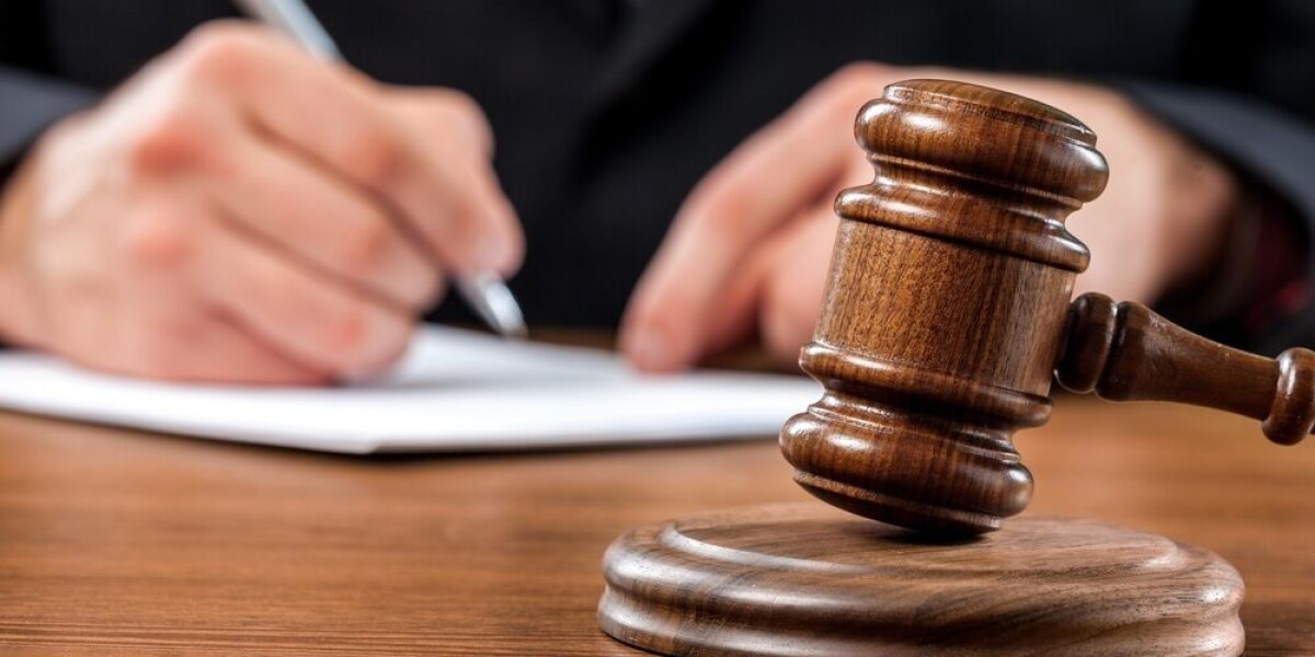 Do britons have a right to a translator in a french court?
