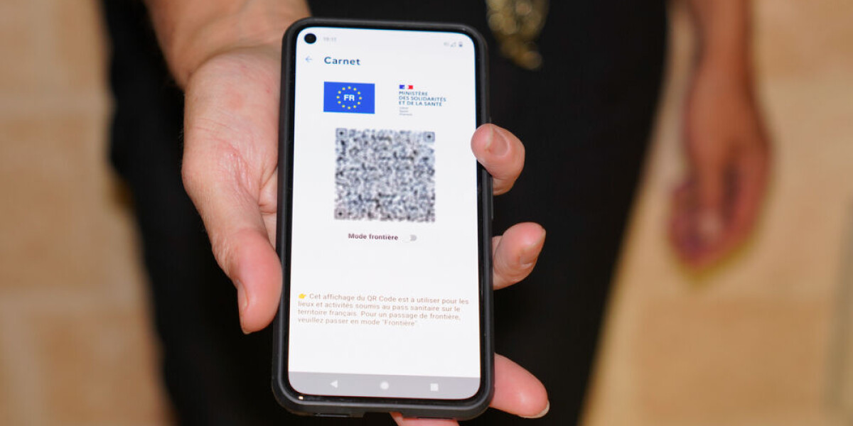 Which official French documents can you now carry on your smartphone?