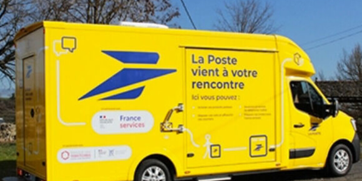 La poste brings back itinerant post offices in vans to rural areas