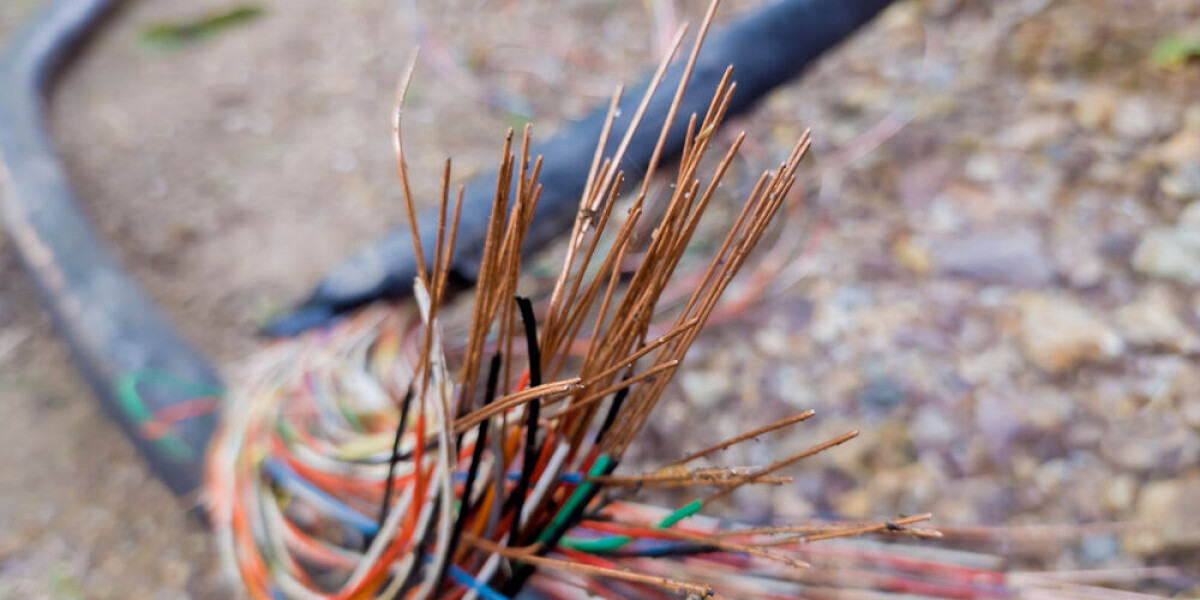 Are there compensation payouts for French home losing internet?