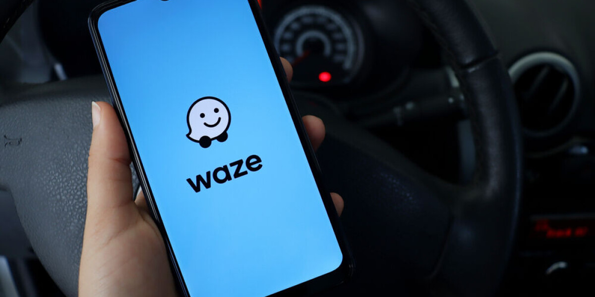Waze sends thousands of drivers a day through small village in france