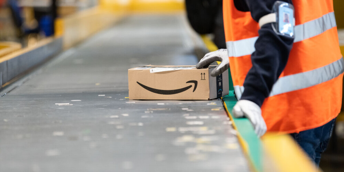Letters: why does amazon prime require another account in france?