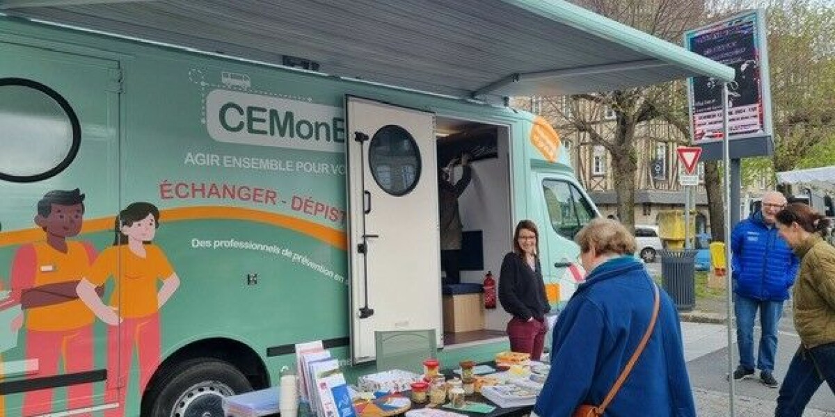 Visite en bus du CEMon en Bretagne pour améliorer la prévention des cancers et prodiguer des conseils santé