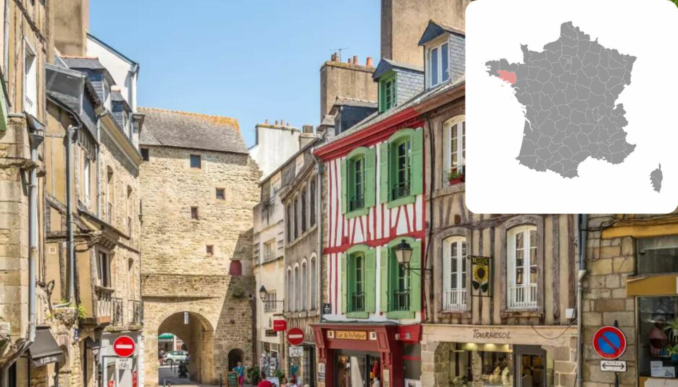 View of Vannes in Morbihan, Brittany, France, with inset map