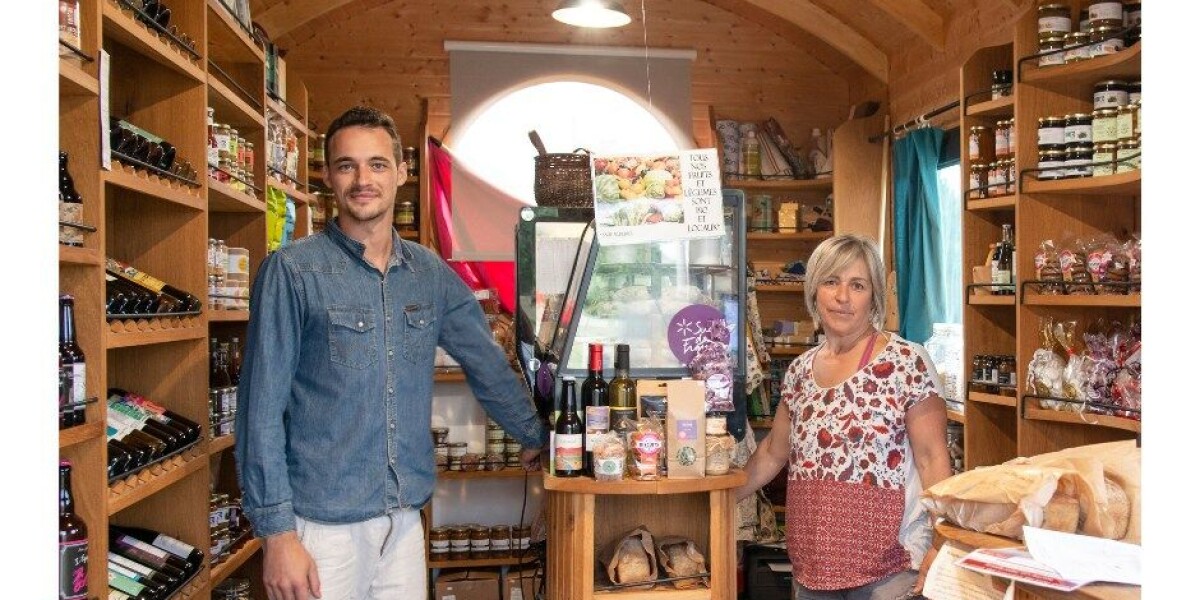 Deli voted best in france operates out of a caravan