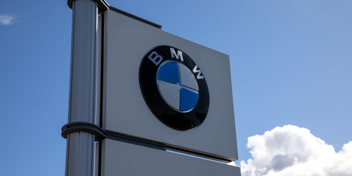 Bmw recalls around 64,000 vehicles in france over possible brake fault