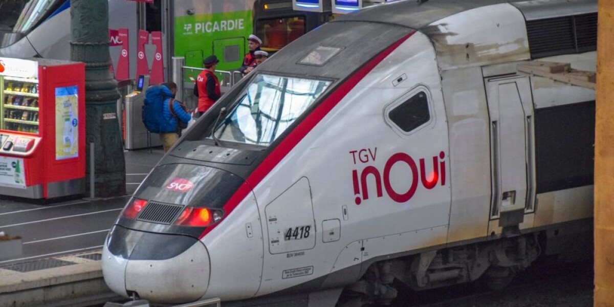 TGV Train Cancellations In France Due To Track Fire Vandalism tgv-train-cancellations-in-france-due-to-track-fire-vandalism