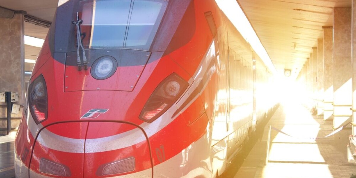 Italian train operator trenitalia to open paris-marseille route