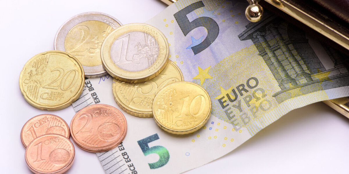 Confirmed: france’s minimum wage will increase in november