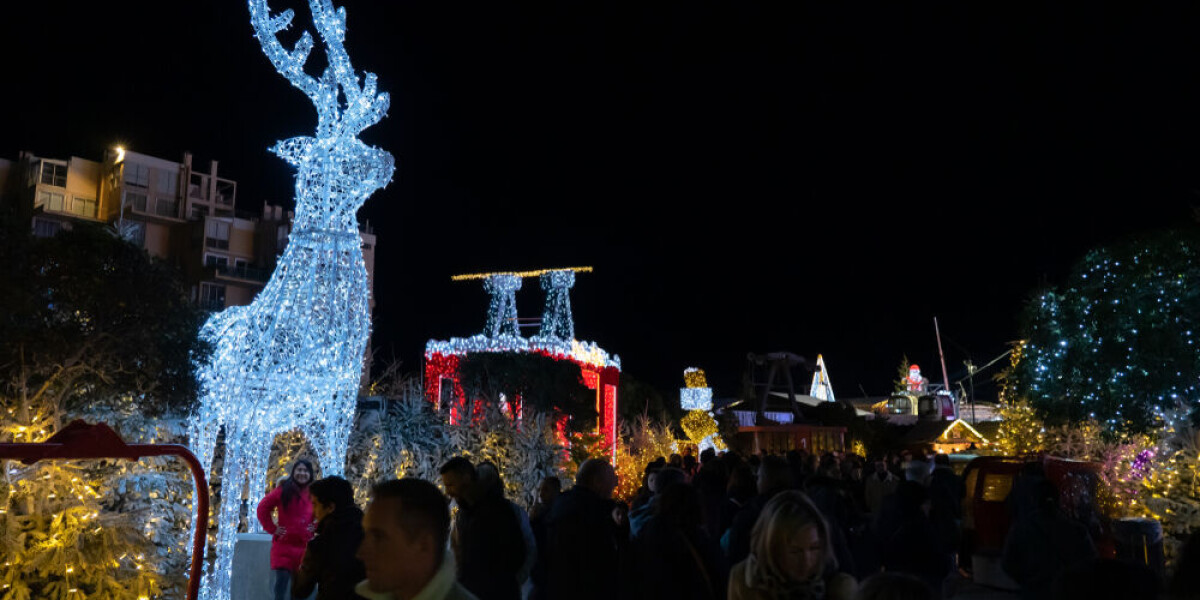 Major french christmas market to open this winter despite blaze