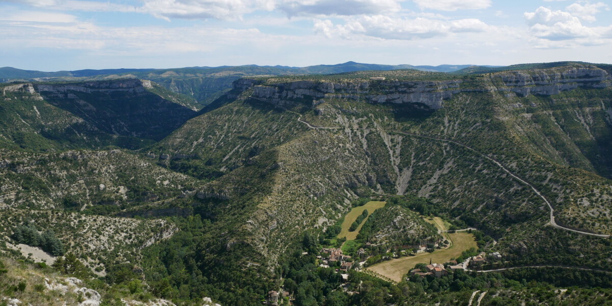 Explore the spectacular natural amphitheatres of france