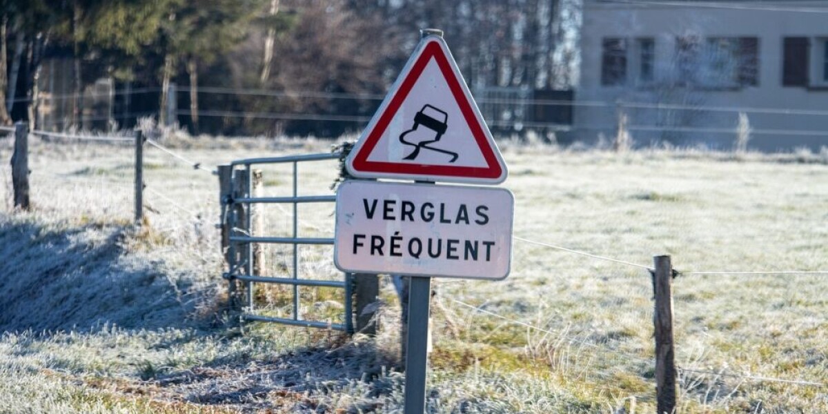 Three deaths and several accidents amid icy road conditions in france