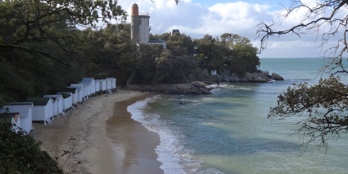 Guess the french region with the help of this clue: doc of the bay