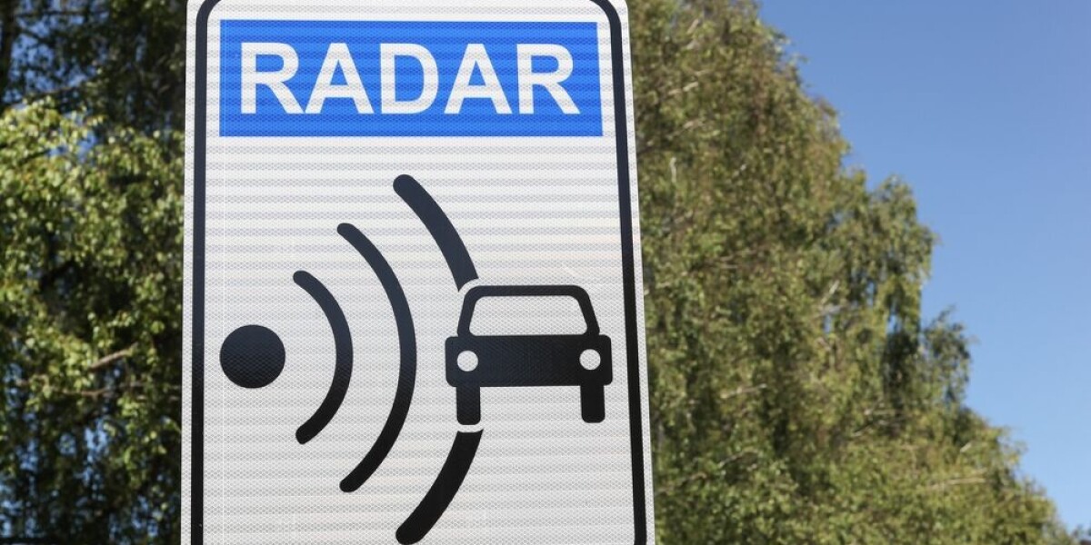 Driver wins french speeding appeal due to radar day and time error