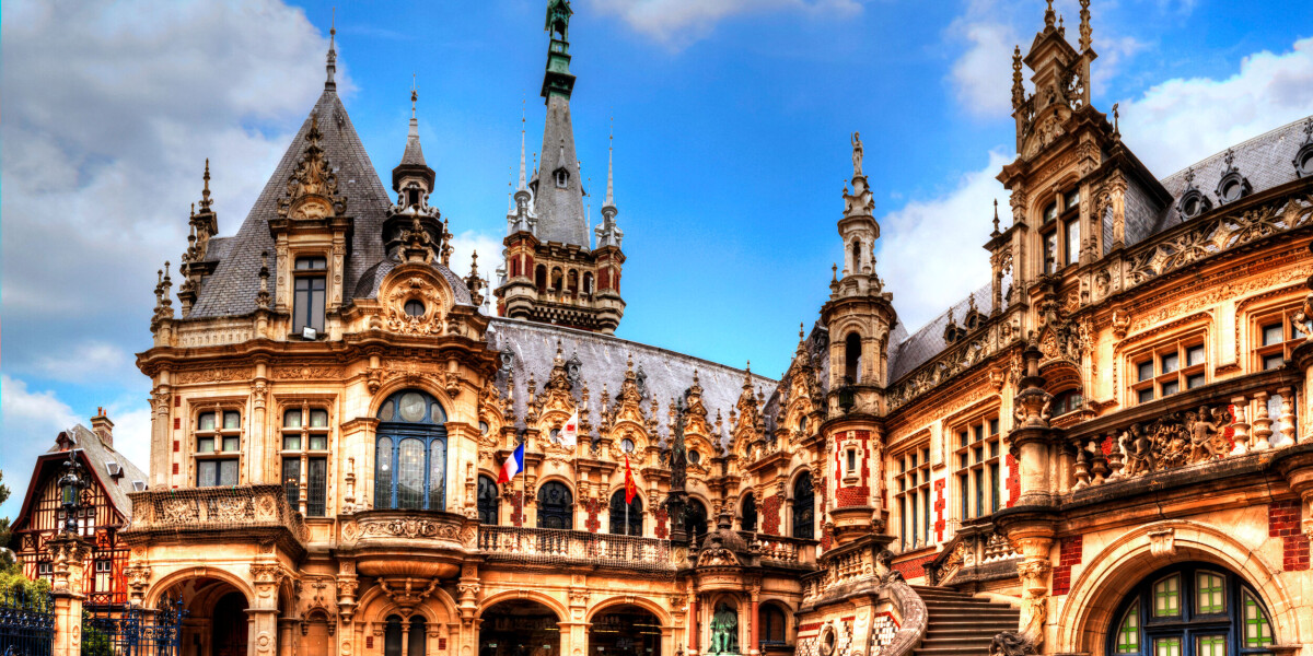 Guess the french region with the help of this clue: get into the neo-gothic spirit
