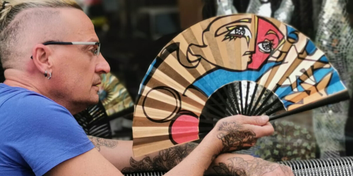 ‘i want to give the hand fan the aura it had before the french revolution’